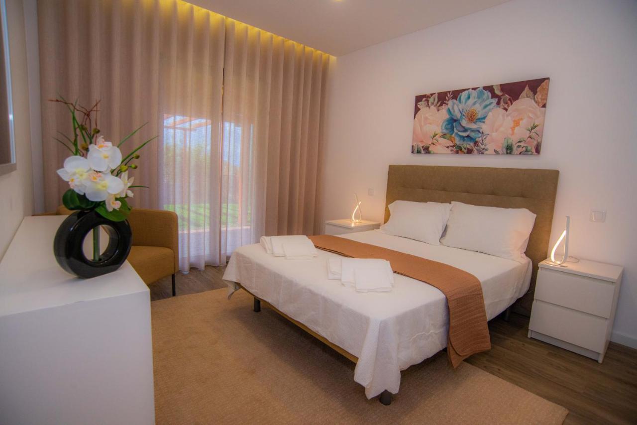 Villa Rosa Порто Мониз Екстериор снимка